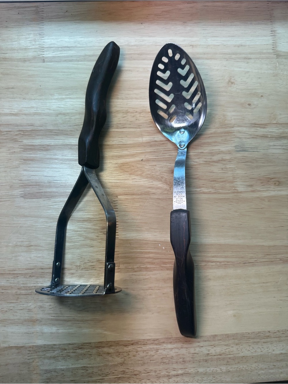 Cutco Brown Wooden-Handle Masher no 14 & Slotted Spoon no 13 vintage Set